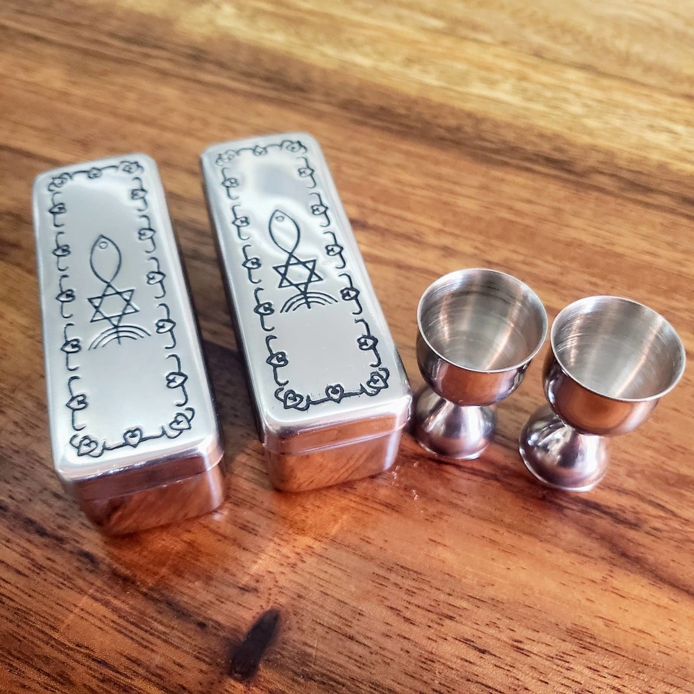 The Meal That Heals Book by Perry Stone plus Holy Communion Travel  Set - READ